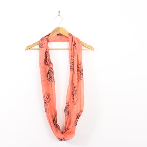 *Rue21 etc Circle Scarf - Picture 3 of 3